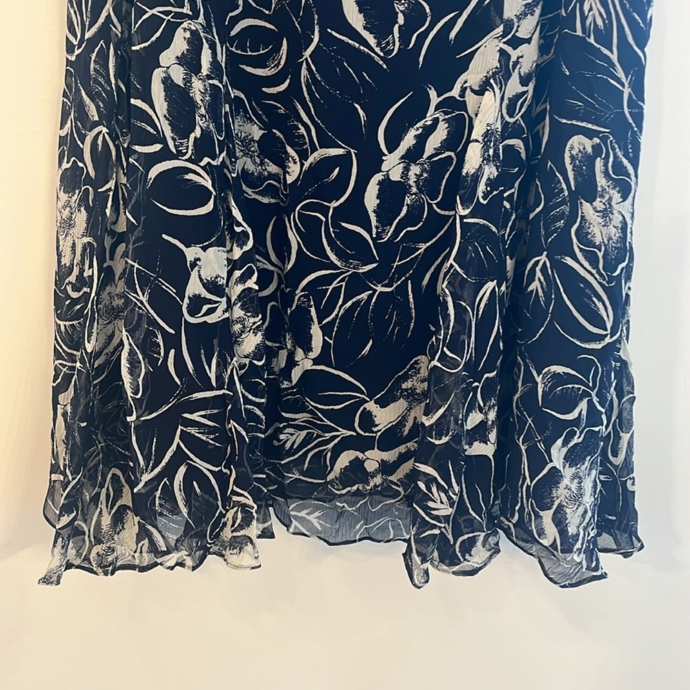 Lauren Ralph Lauren Navy Blue Floral 100% Silk Midi Vintage Y2K Skirt- 14P - Picture 6 of 6